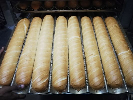 Cadena de producción del Baguette de 304SS 4500w para el pan de la panadería